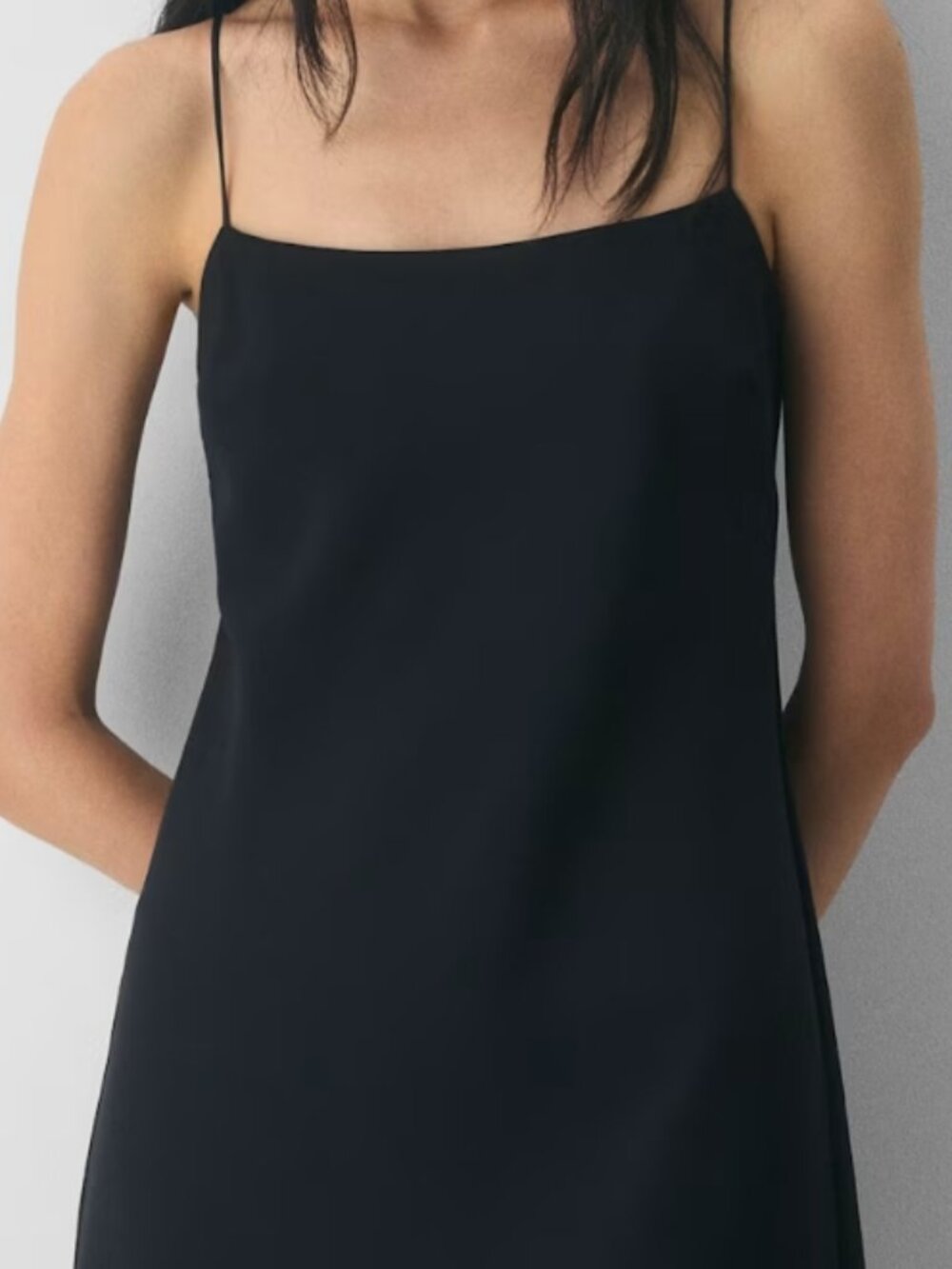 Babaton Midi black plain dress
